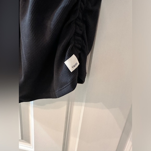 NWT Vuori Rib Ruched Tank - Picture 4 of 6